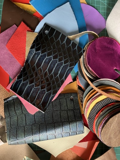 echantillons de cuir et ses alternatives